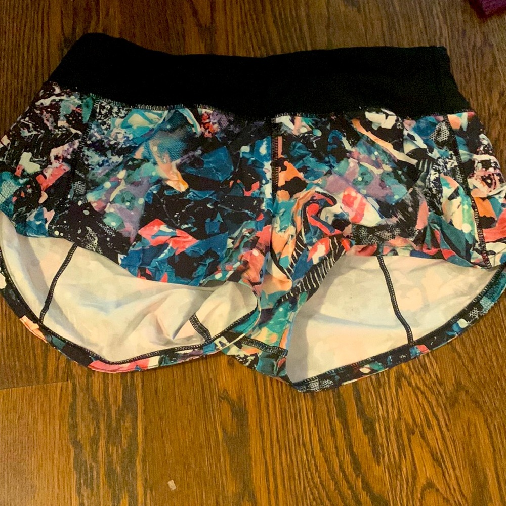 Lulu colorful shorts size 4